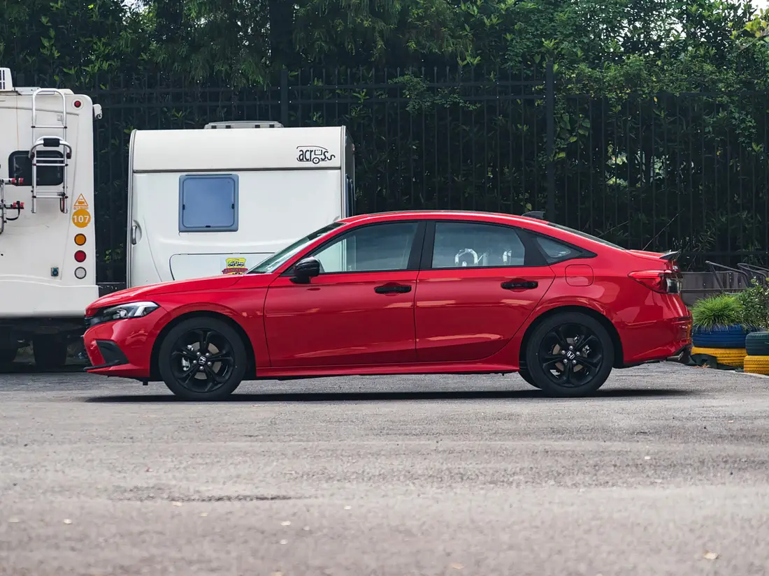 Honda Civic 11-е поколение · 2022–н.в., фото 4