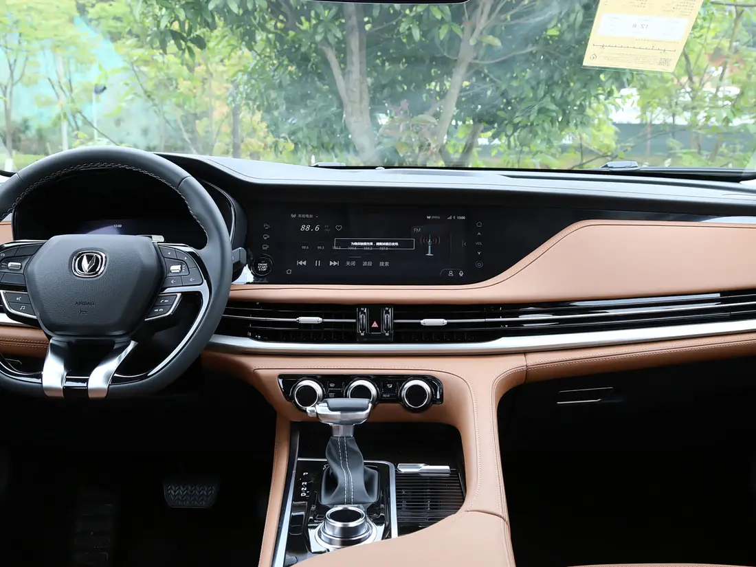 Changan CS95 2021–2023, фото 11