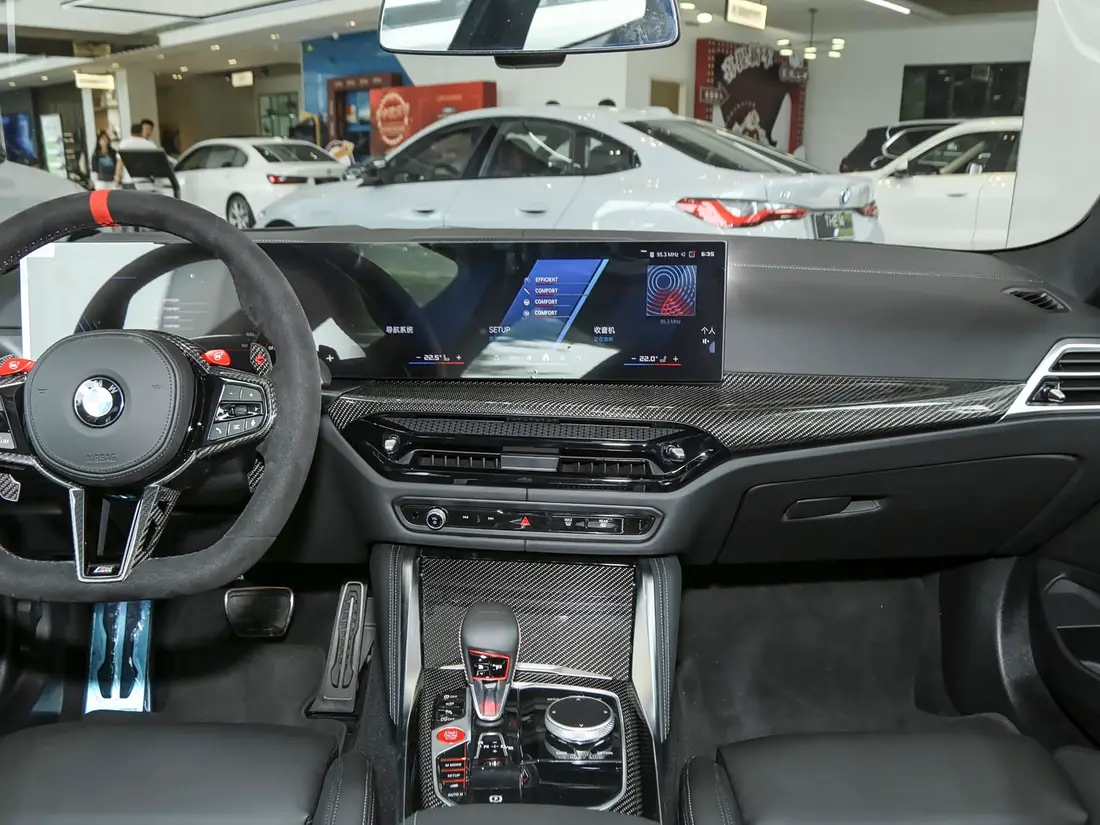 BMW M4 2021–2025, фото 11