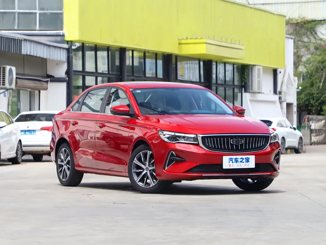 Geely Emgrand 4-е поколение · 2021–н.в., фото 3