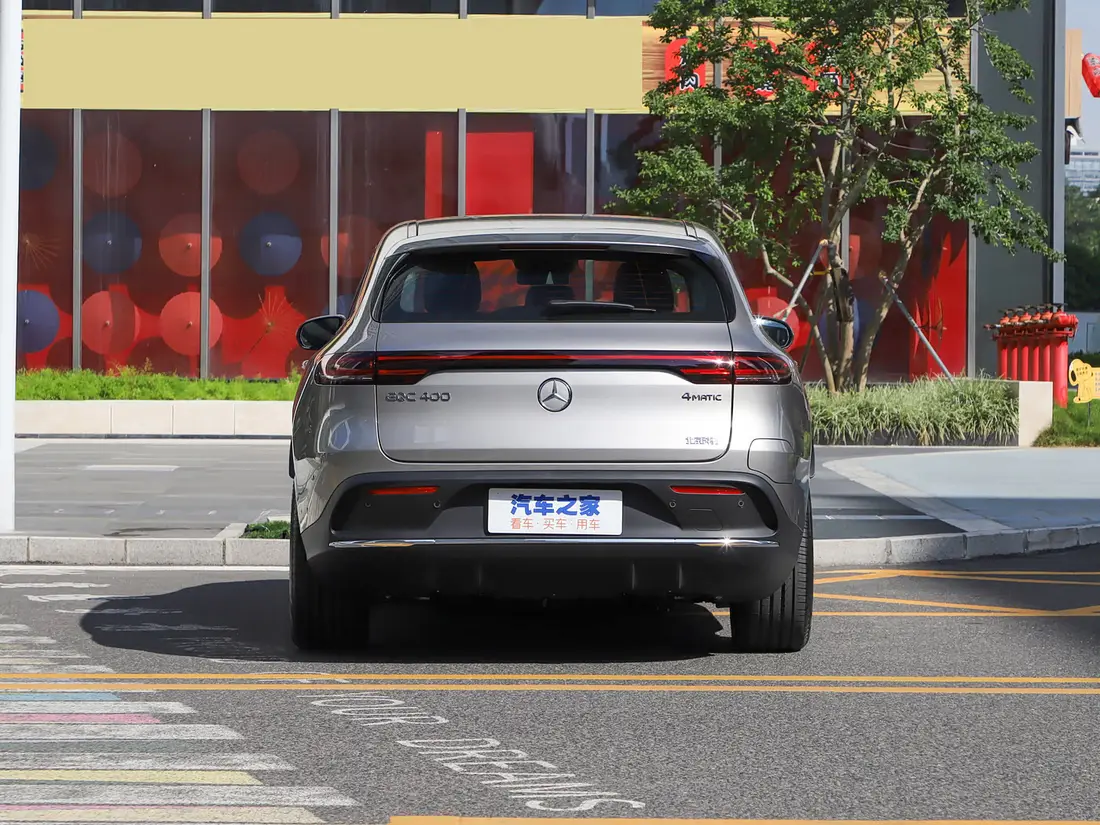 Mercedes-Benz EQC 2019–2022, фото 6