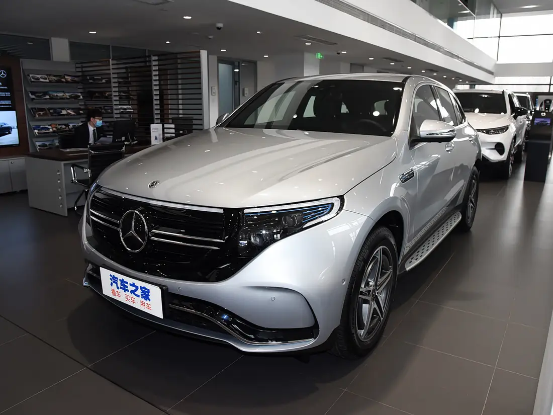Mercedes-Benz EQC 2019–2022, фото 8