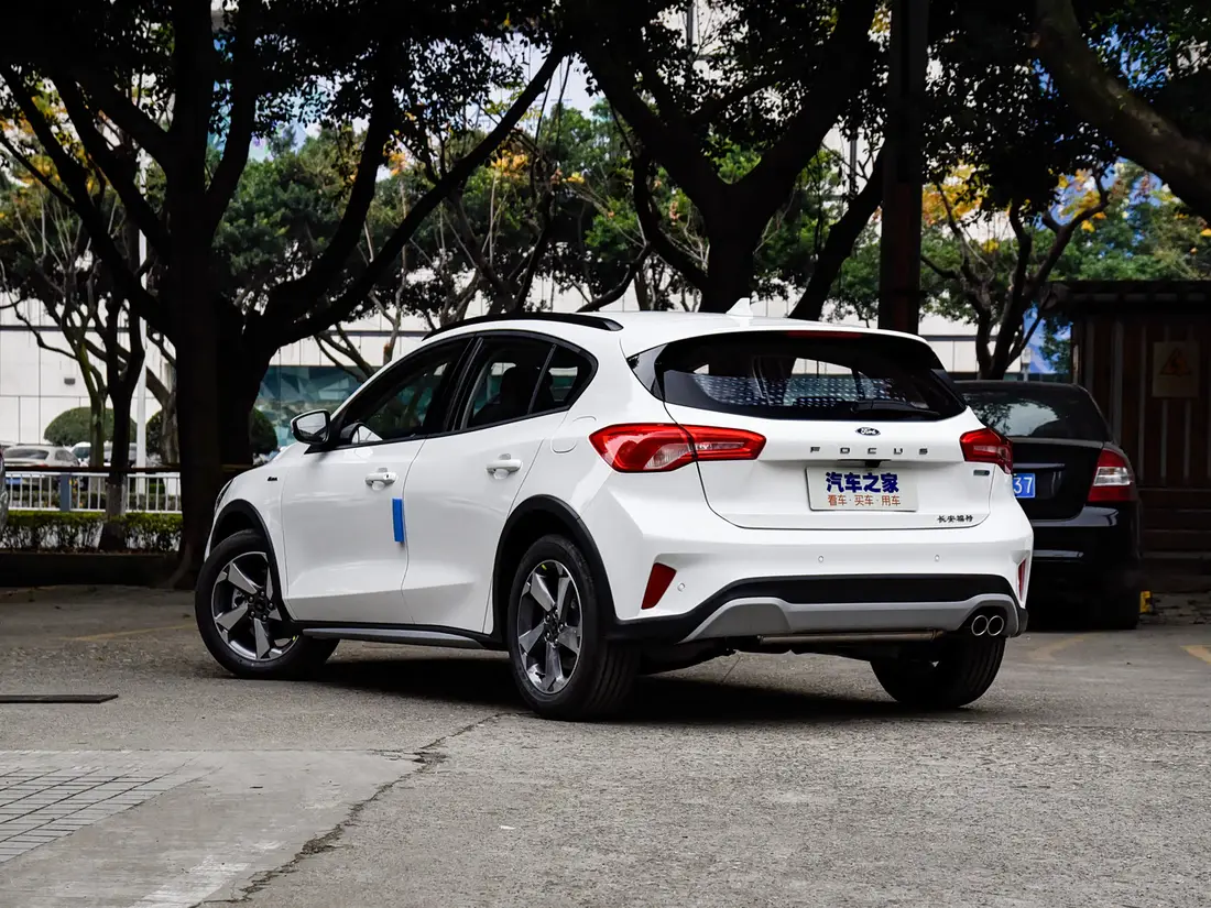 Ford Focus Active 2020–2021, фото 5