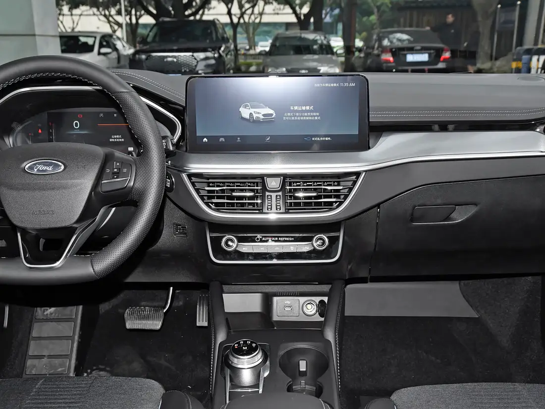 Ford Focus Active 2020–2021, фото 11