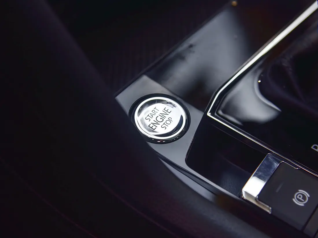 Volkswagen Tharu PHEV 2021, фото 11