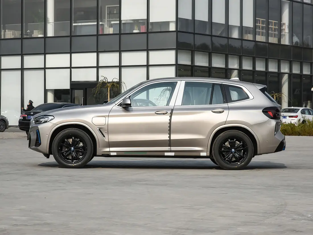 BMW iX3 2021–н.в., фото 4