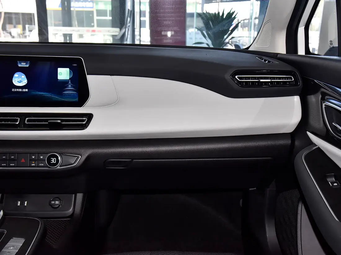 BAIC EU5 Plus 2021–2024, фото 12