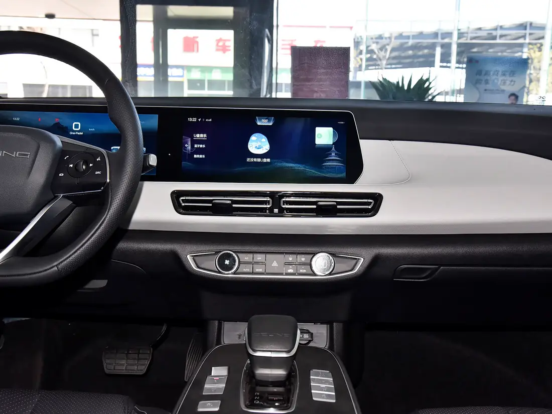 BAIC EU5 Plus 2021–2024, фото 11