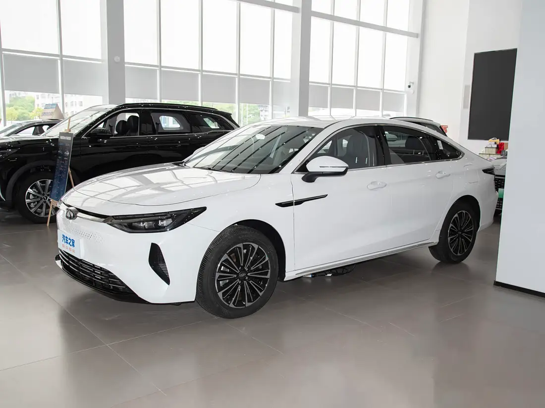 Chery Fulwin A8 2024–2025, фото 4