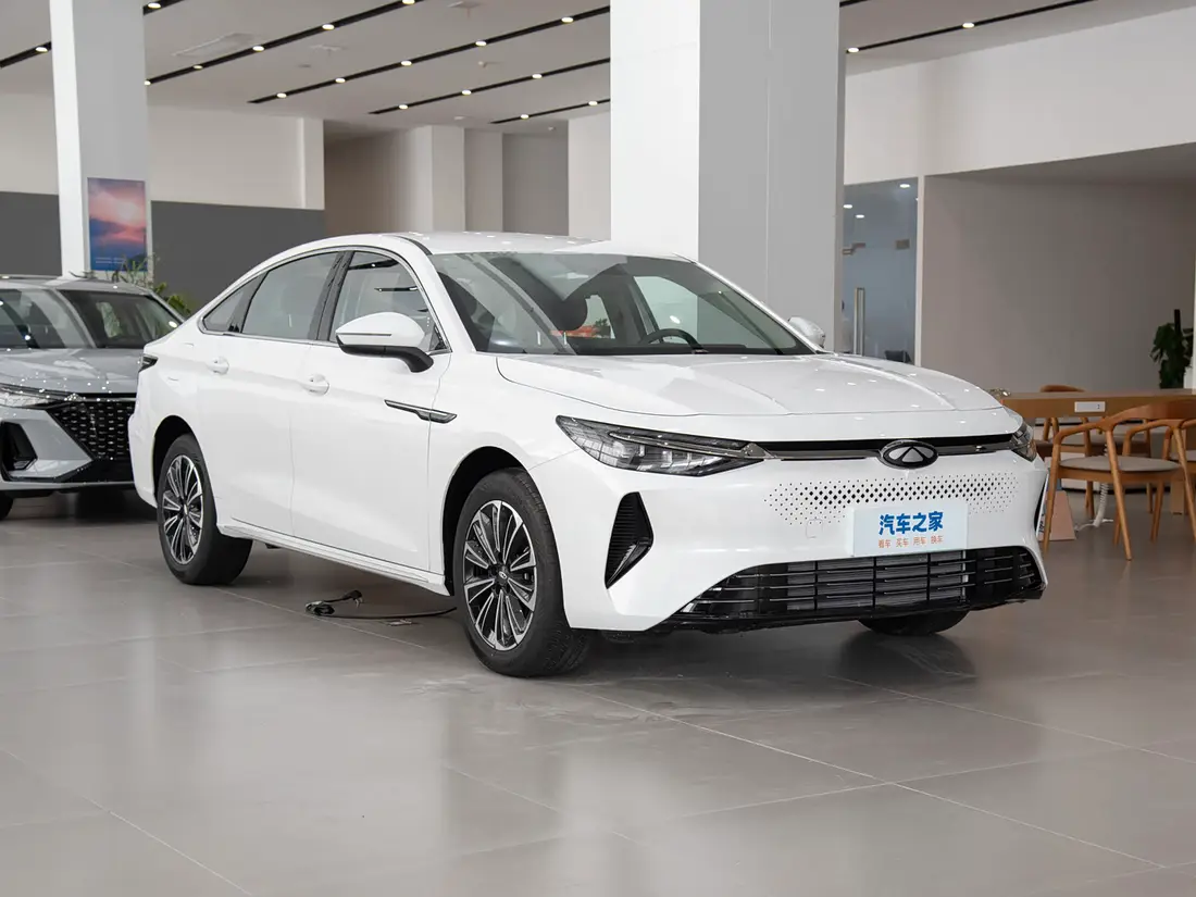 Chery Fulwin A8 2024–2025, фото 3