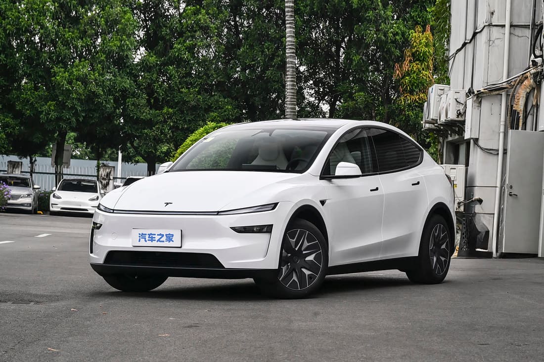 Tesla Model Y L